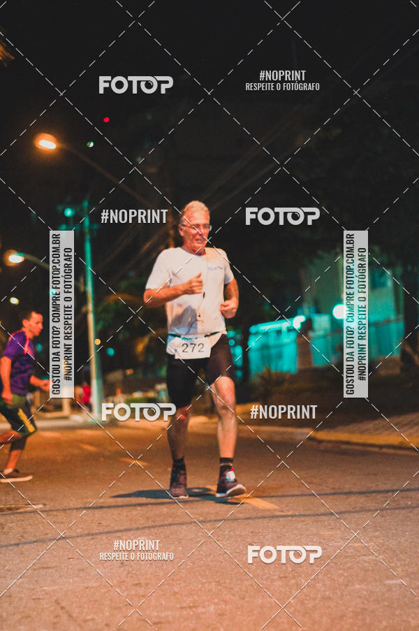 Buy your photos of the eventNight Run 5K 10K Praia Grande on Fotop
