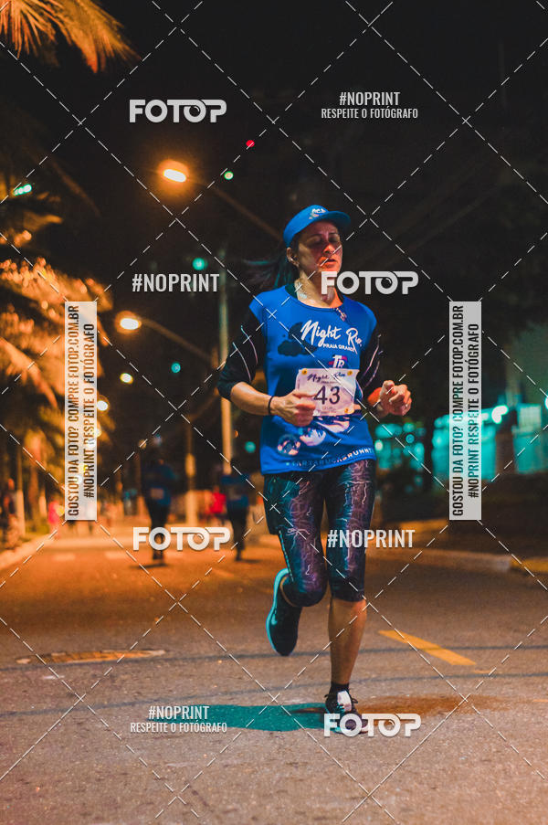 Buy your photos of the eventNight Run 5K 10K Praia Grande on Fotop