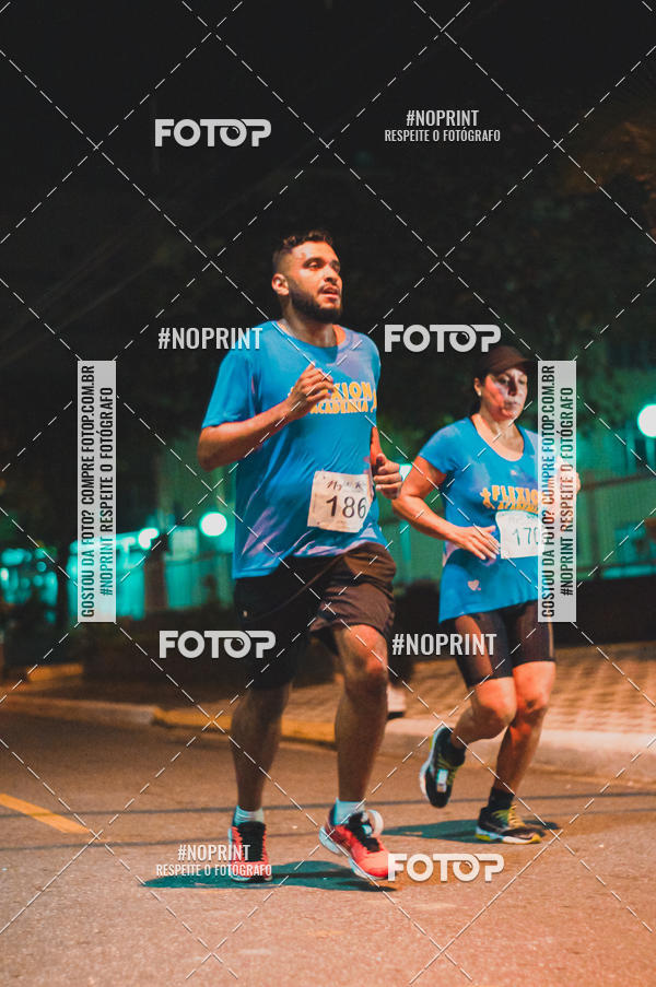 Buy your photos of the eventNight Run 5K 10K Praia Grande on Fotop