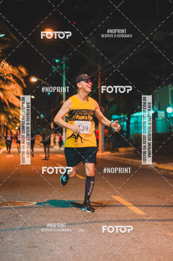 Buy your photos of the eventNight Run 5K 10K Praia Grande on Fotop