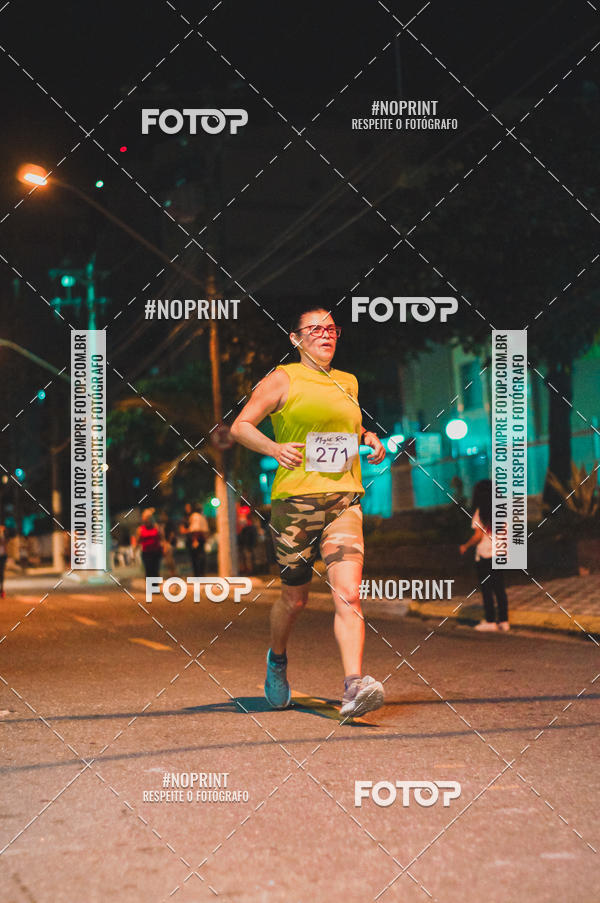 Buy your photos of the eventNight Run 5K 10K Praia Grande on Fotop