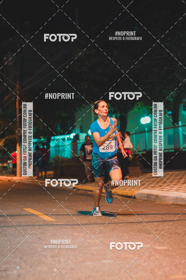 Buy your photos of the eventNight Run 5K 10K Praia Grande on Fotop