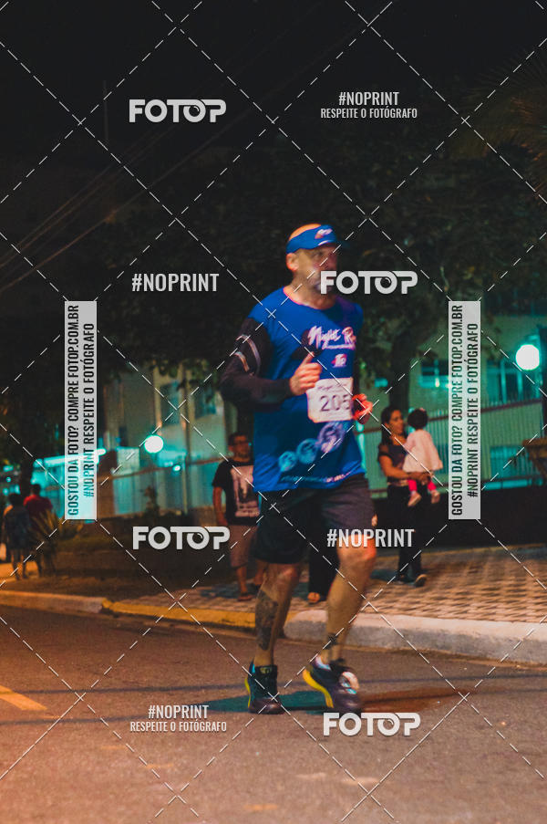 Buy your photos of the eventNight Run 5K 10K Praia Grande on Fotop
