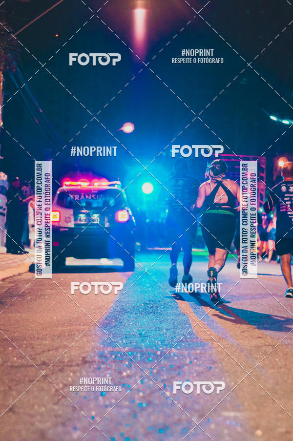 Buy your photos of the eventNight Run 5K 10K Praia Grande on Fotop