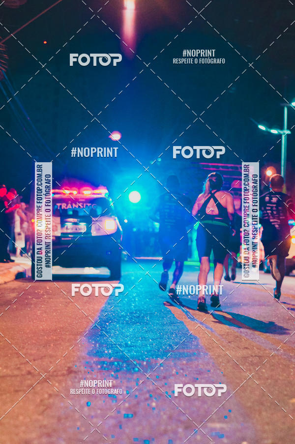 Buy your photos of the eventNight Run 5K 10K Praia Grande on Fotop