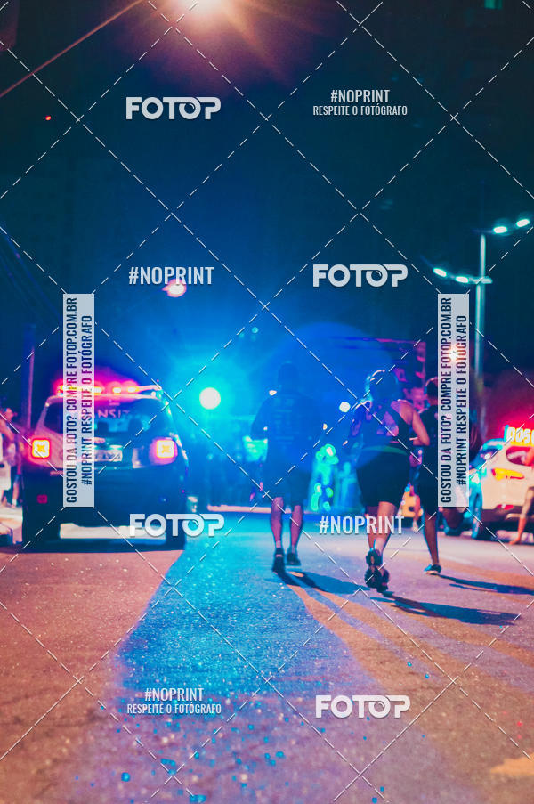 Buy your photos of the eventNight Run 5K 10K Praia Grande on Fotop