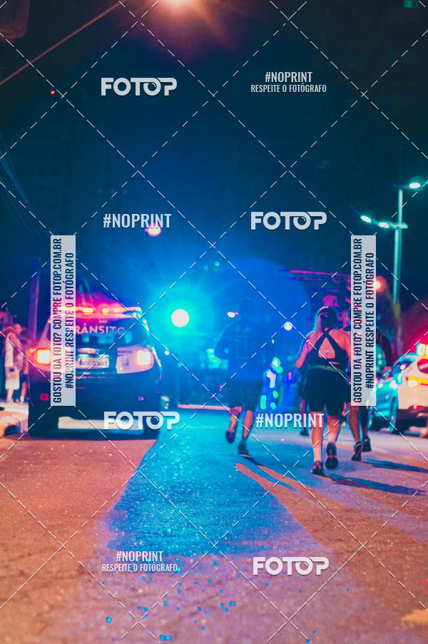 Buy your photos of the eventNight Run 5K 10K Praia Grande on Fotop