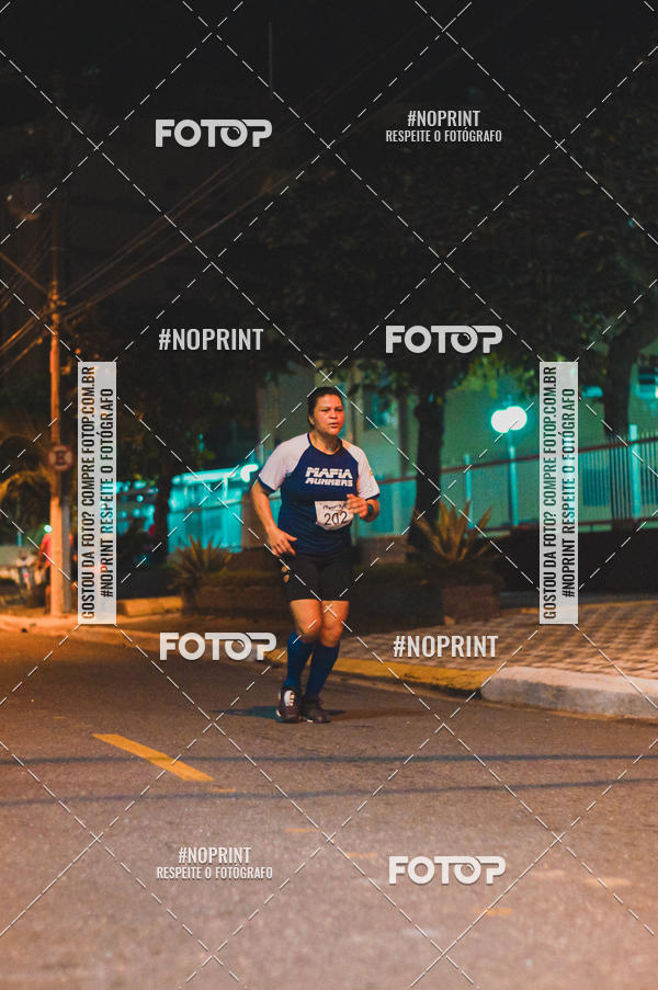 Buy your photos of the eventNight Run 5K 10K Praia Grande on Fotop