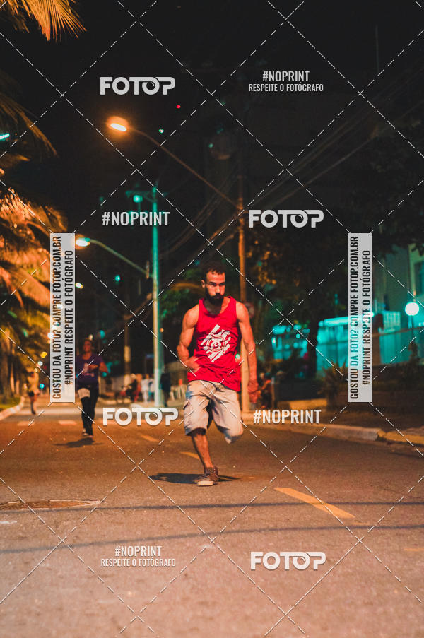 Buy your photos of the eventNight Run 5K 10K Praia Grande on Fotop