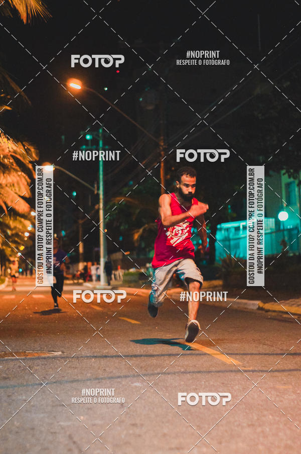 Buy your photos of the eventNight Run 5K 10K Praia Grande on Fotop