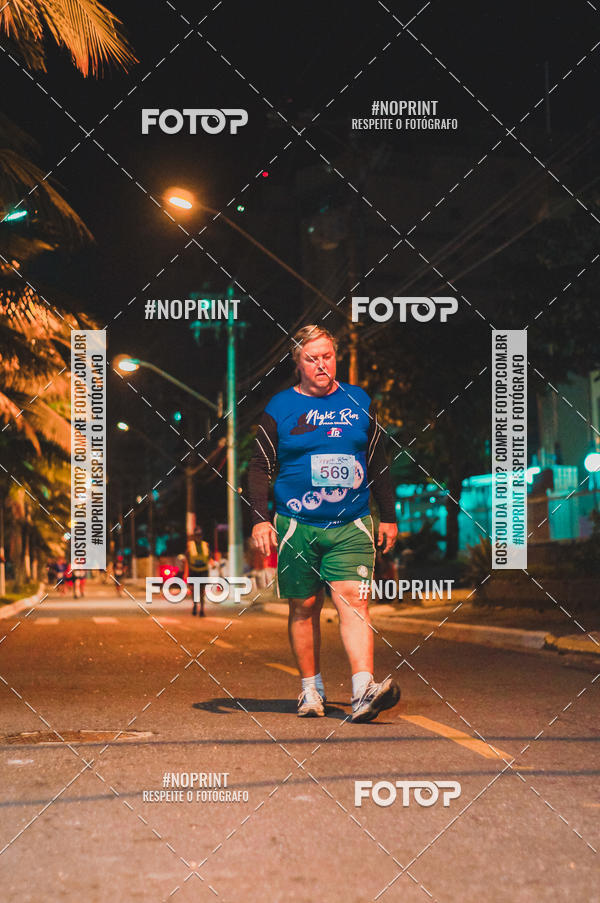 Buy your photos of the eventNight Run 5K 10K Praia Grande on Fotop