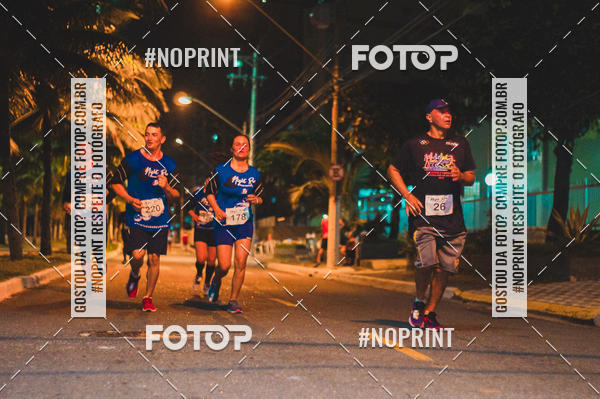 Buy your photos of the eventNight Run 5K 10K Praia Grande on Fotop