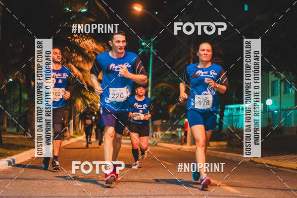 Buy your photos of the eventNight Run 5K 10K Praia Grande on Fotop