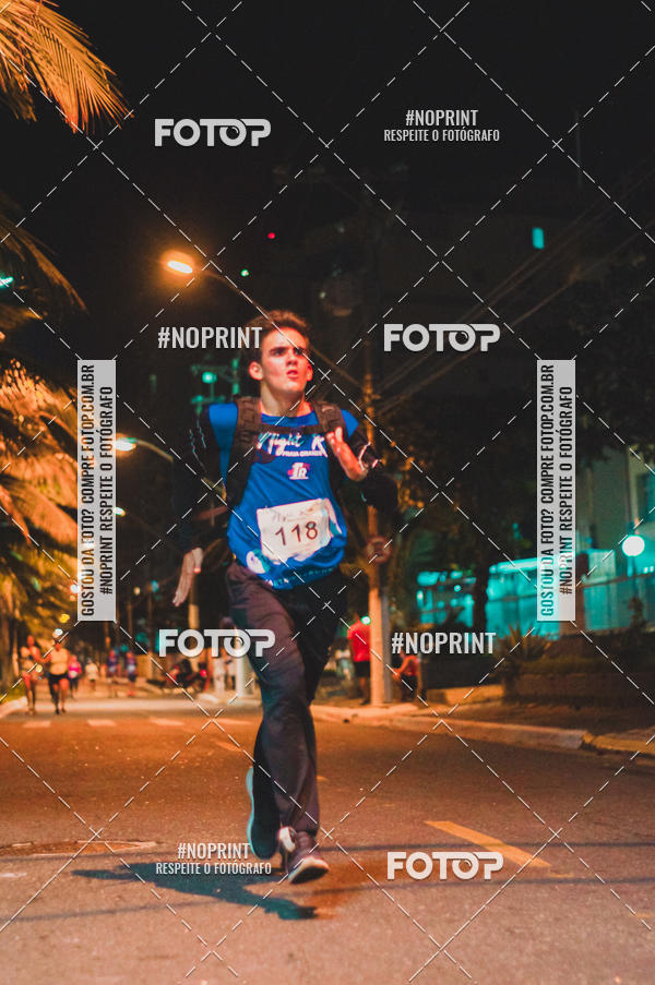 Buy your photos of the eventNight Run 5K 10K Praia Grande on Fotop