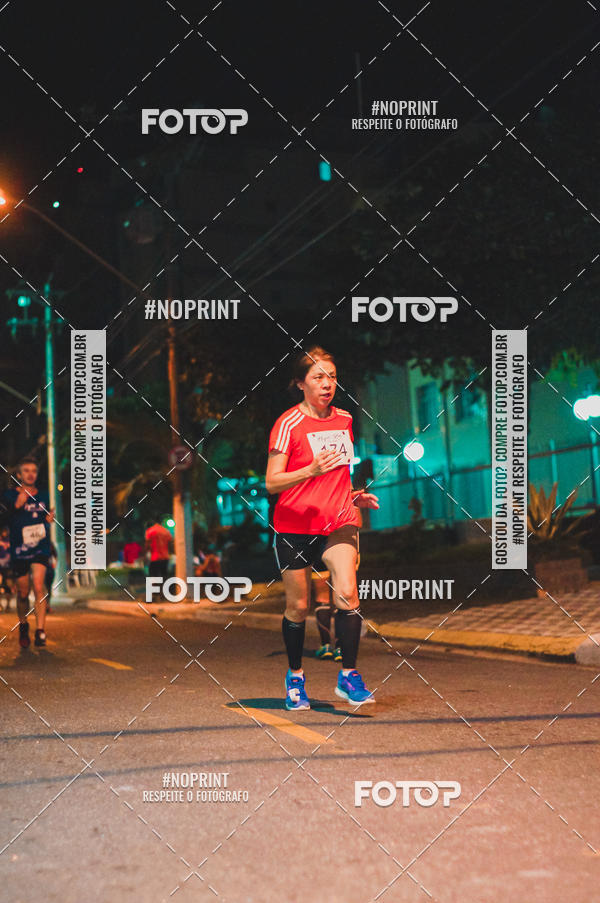 Buy your photos of the eventNight Run 5K 10K Praia Grande on Fotop