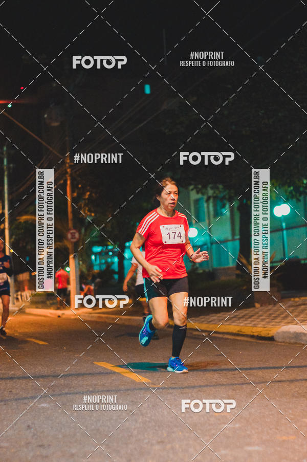 Buy your photos of the eventNight Run 5K 10K Praia Grande on Fotop