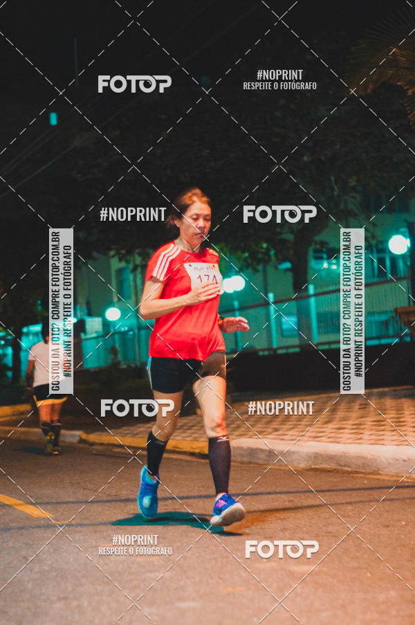 Buy your photos of the eventNight Run 5K 10K Praia Grande on Fotop
