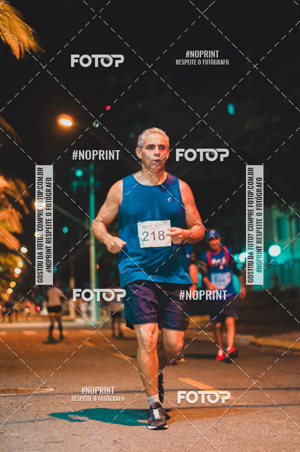 Buy your photos of the eventNight Run 5K 10K Praia Grande on Fotop