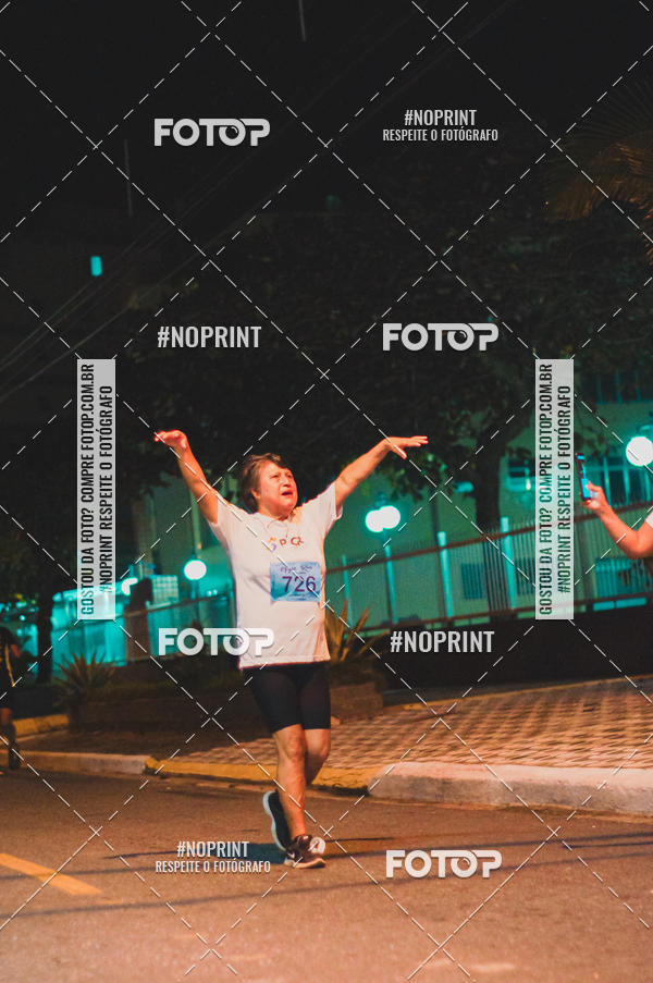 Buy your photos of the eventNight Run 5K 10K Praia Grande on Fotop