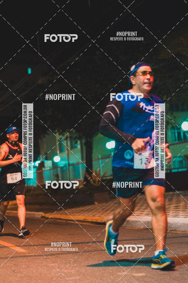 Buy your photos of the eventNight Run 5K 10K Praia Grande on Fotop