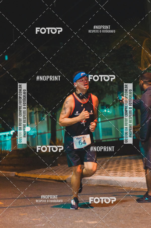 Buy your photos of the eventNight Run 5K 10K Praia Grande on Fotop