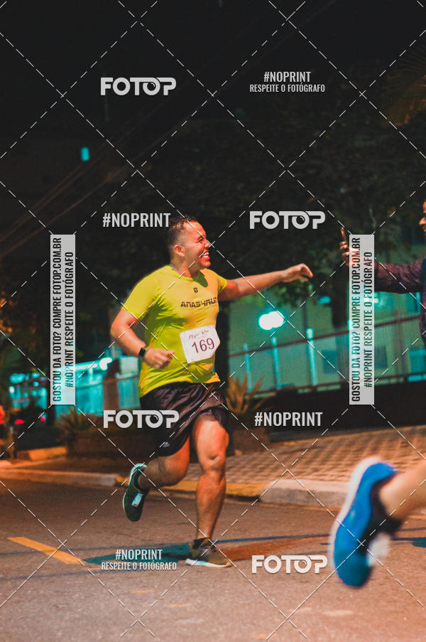 Buy your photos of the eventNight Run 5K 10K Praia Grande on Fotop