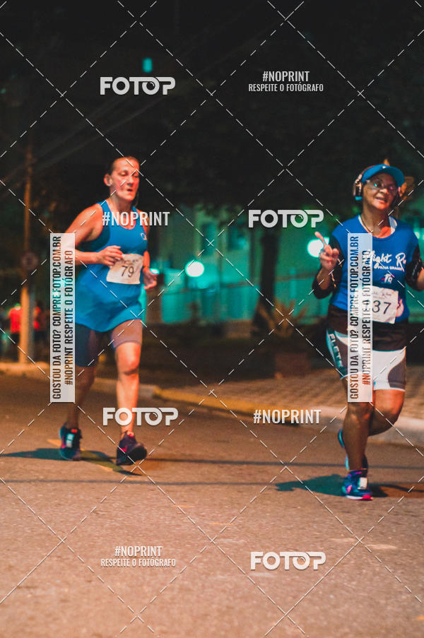 Buy your photos of the eventNight Run 5K 10K Praia Grande on Fotop