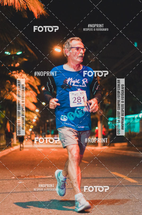 Buy your photos of the eventNight Run 5K 10K Praia Grande on Fotop