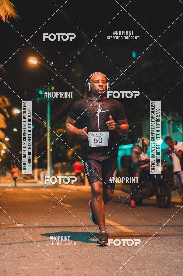 Buy your photos of the eventNight Run 5K 10K Praia Grande on Fotop