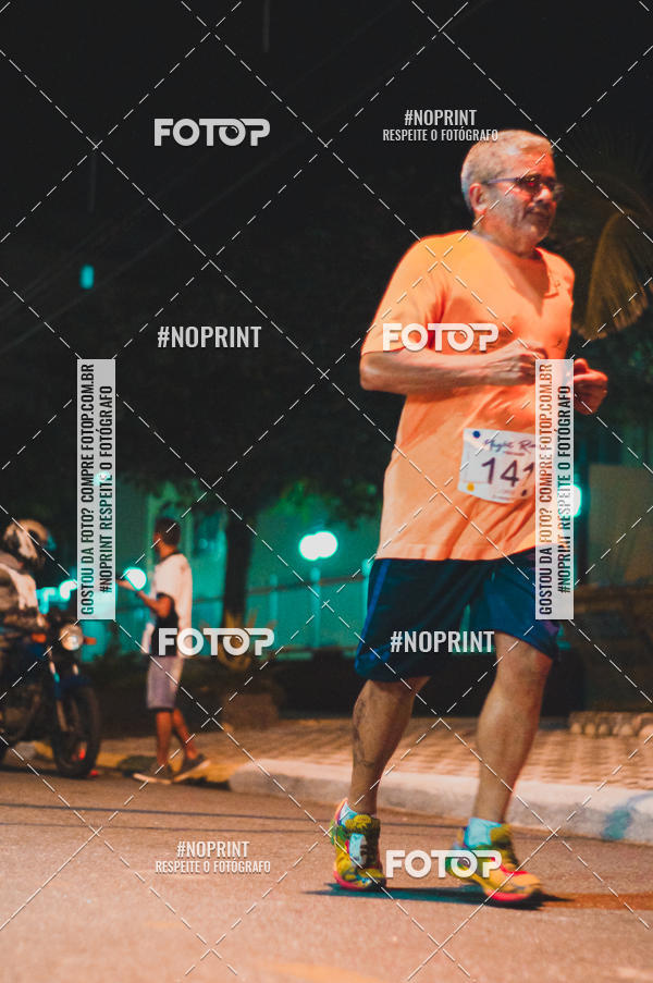 Buy your photos of the eventNight Run 5K 10K Praia Grande on Fotop