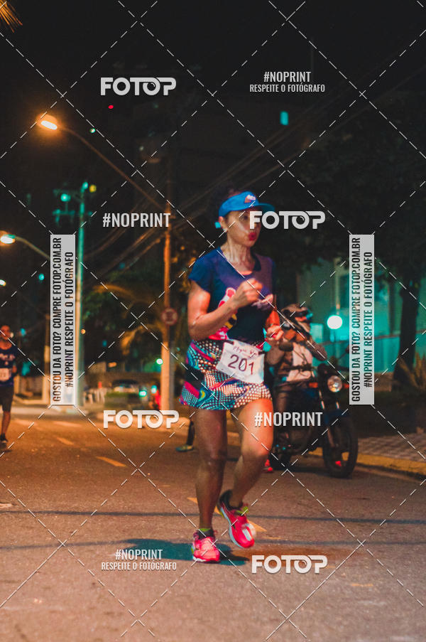 Buy your photos of the eventNight Run 5K 10K Praia Grande on Fotop