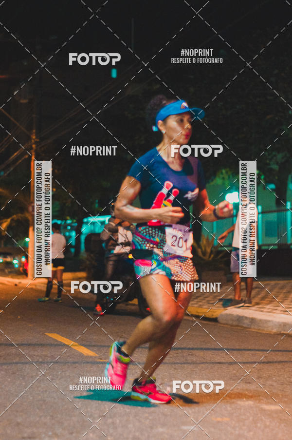 Buy your photos of the eventNight Run 5K 10K Praia Grande on Fotop