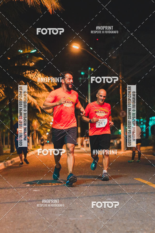 Buy your photos of the eventNight Run 5K 10K Praia Grande on Fotop