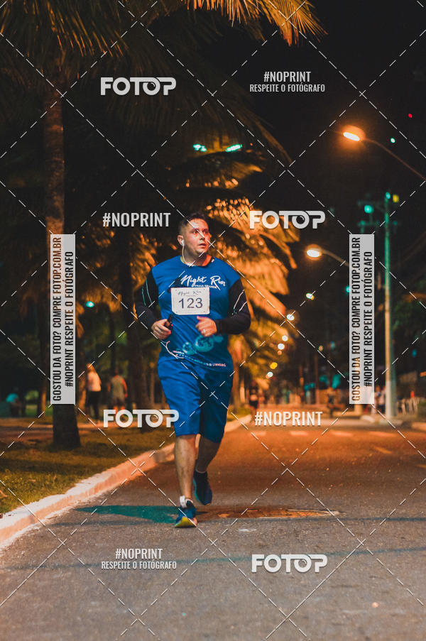 Buy your photos of the eventNight Run 5K 10K Praia Grande on Fotop