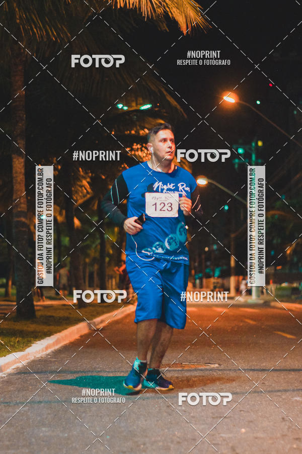 Buy your photos of the eventNight Run 5K 10K Praia Grande on Fotop