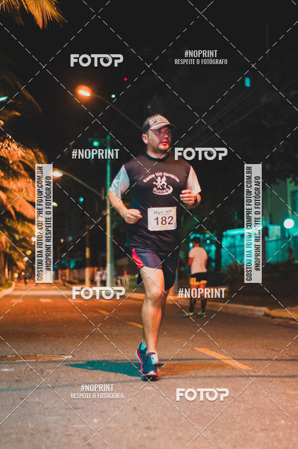 Buy your photos of the eventNight Run 5K 10K Praia Grande on Fotop