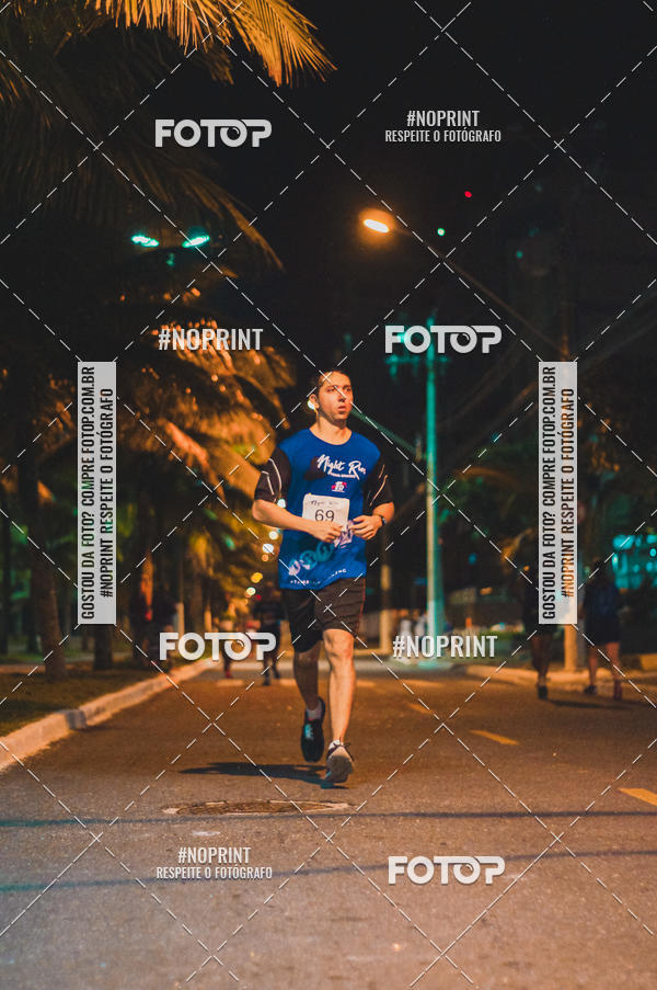 Buy your photos of the eventNight Run 5K 10K Praia Grande on Fotop