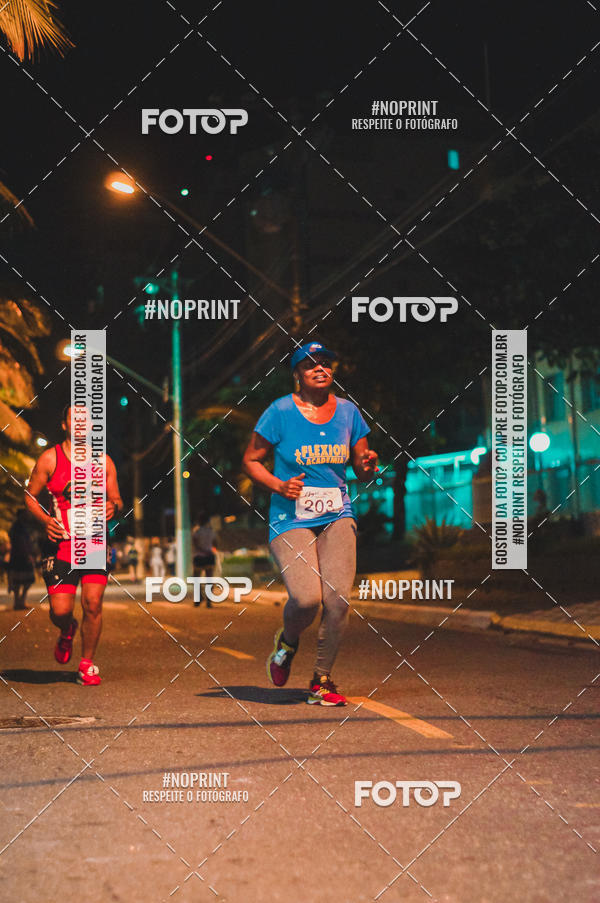 Buy your photos of the eventNight Run 5K 10K Praia Grande on Fotop