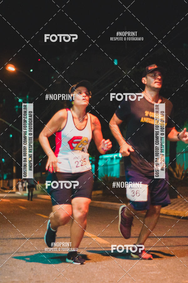 Buy your photos of the eventNight Run 5K 10K Praia Grande on Fotop