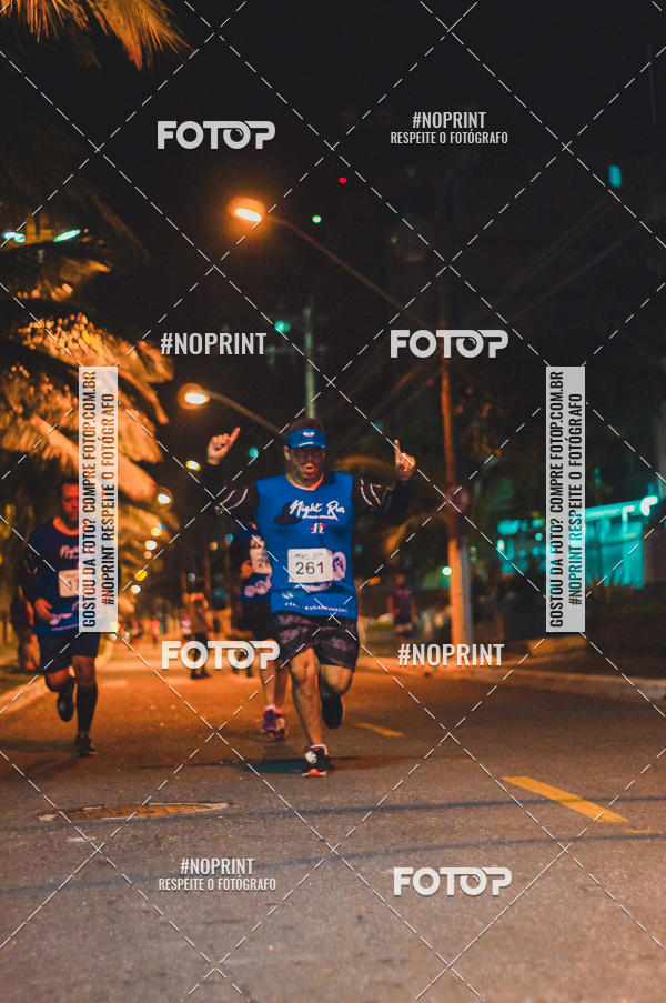 Buy your photos of the eventNight Run 5K 10K Praia Grande on Fotop