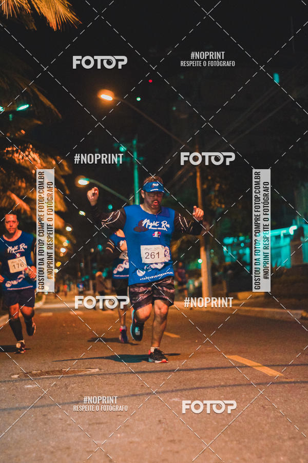 Buy your photos of the eventNight Run 5K 10K Praia Grande on Fotop