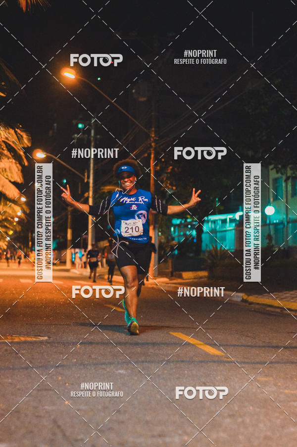 Buy your photos of the eventNight Run 5K 10K Praia Grande on Fotop