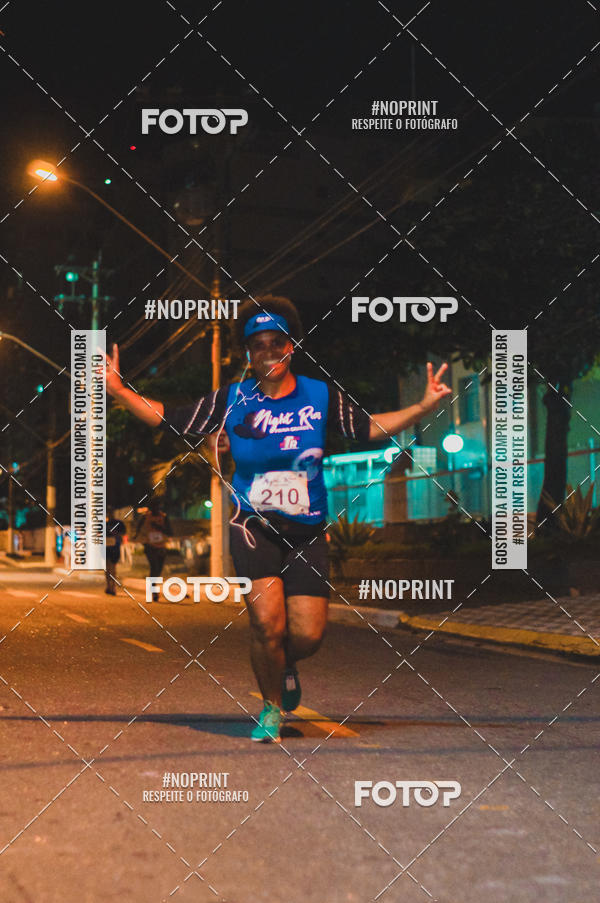 Buy your photos of the eventNight Run 5K 10K Praia Grande on Fotop