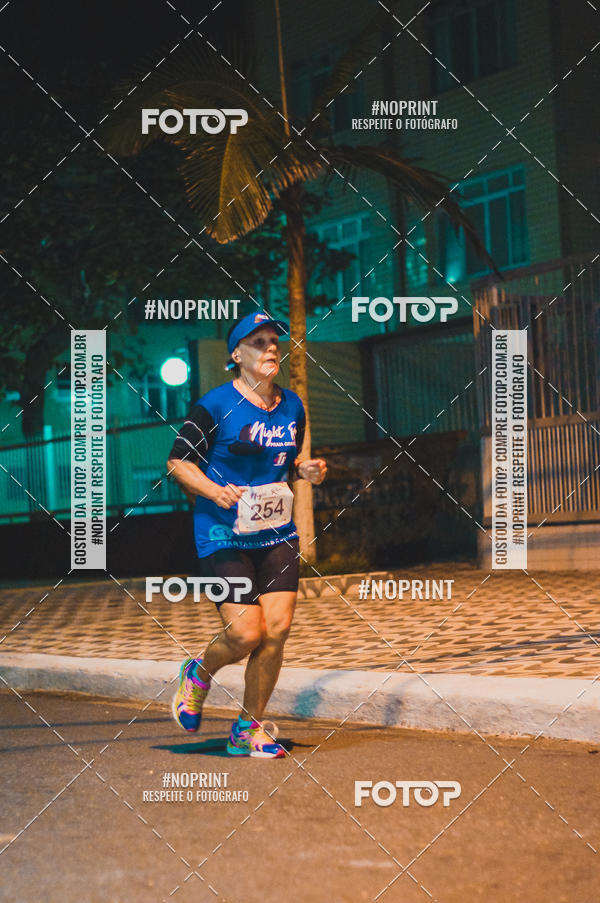 Buy your photos of the eventNight Run 5K 10K Praia Grande on Fotop