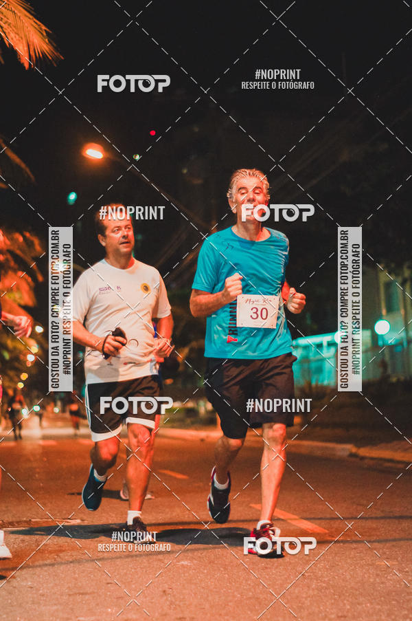 Buy your photos of the eventNight Run 5K 10K Praia Grande on Fotop
