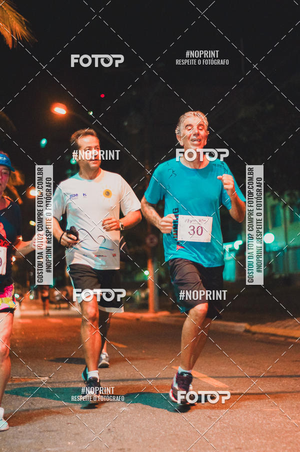 Buy your photos of the eventNight Run 5K 10K Praia Grande on Fotop