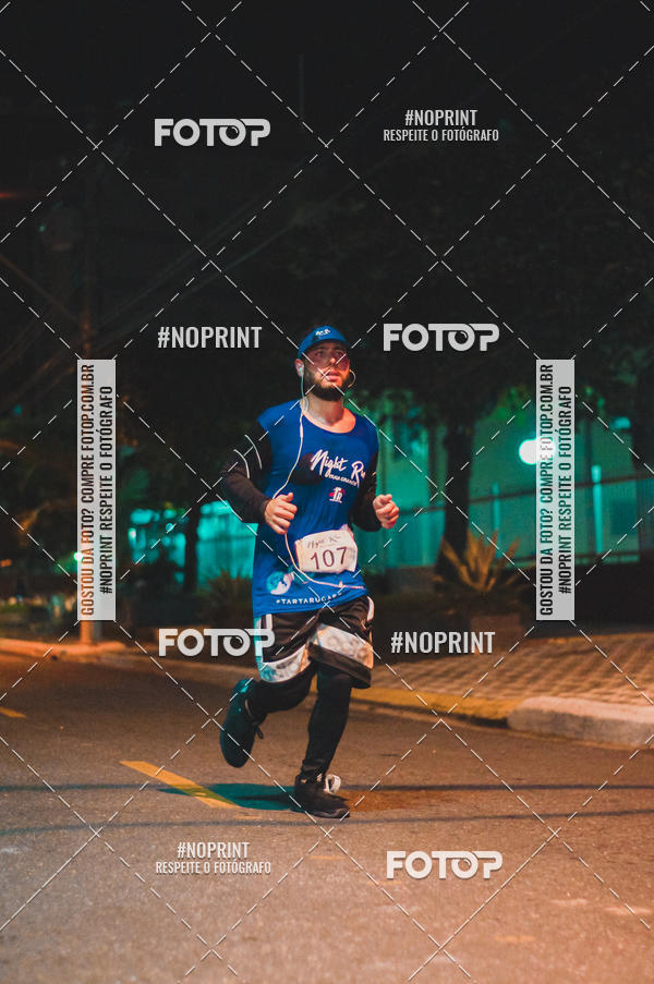 Buy your photos of the eventNight Run 5K 10K Praia Grande on Fotop