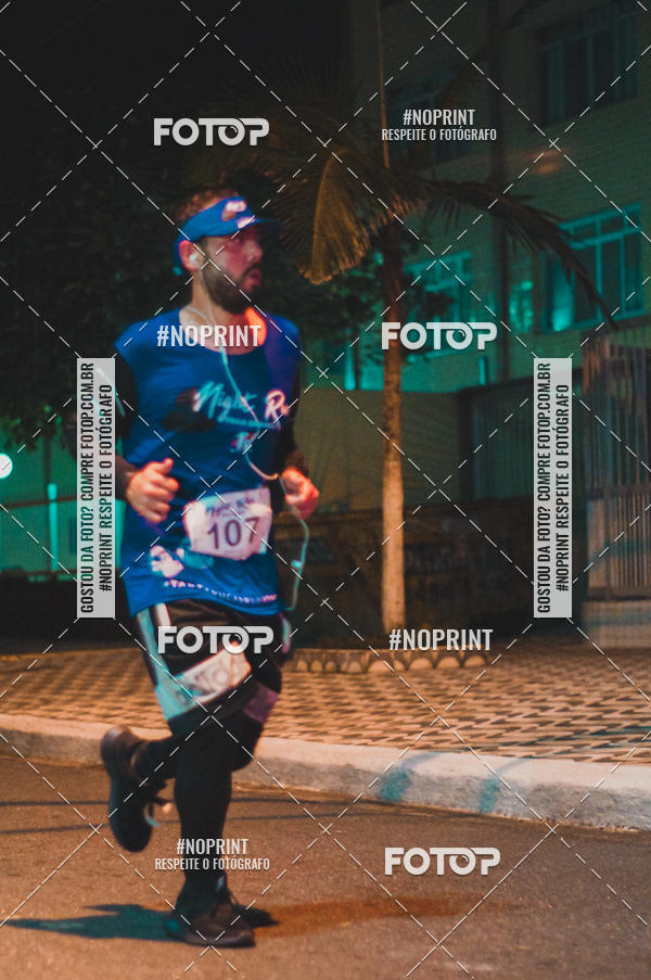 Buy your photos of the eventNight Run 5K 10K Praia Grande on Fotop
