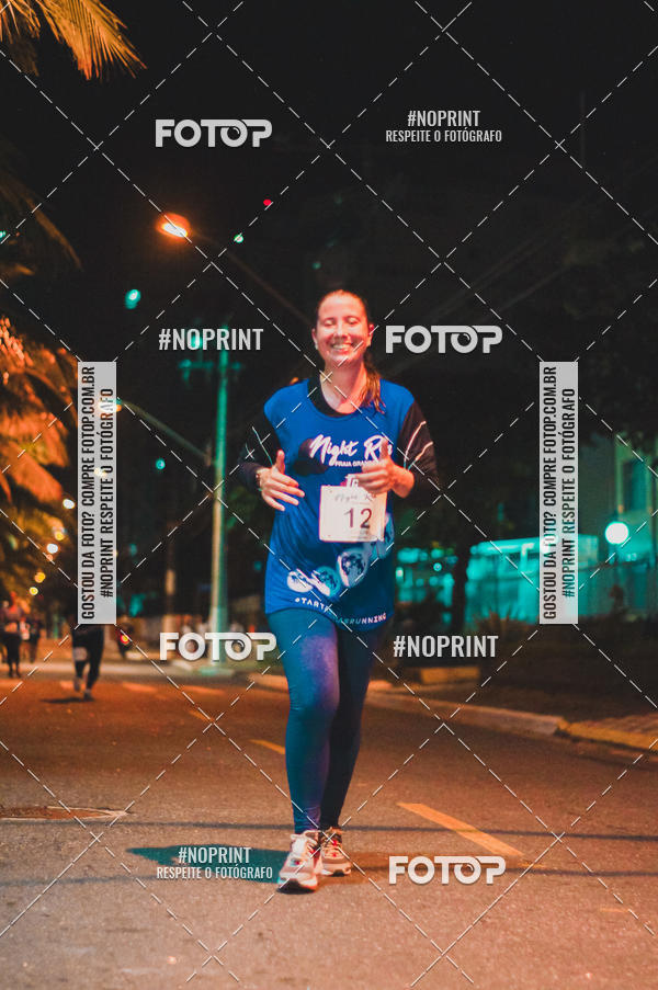 Buy your photos of the eventNight Run 5K 10K Praia Grande on Fotop