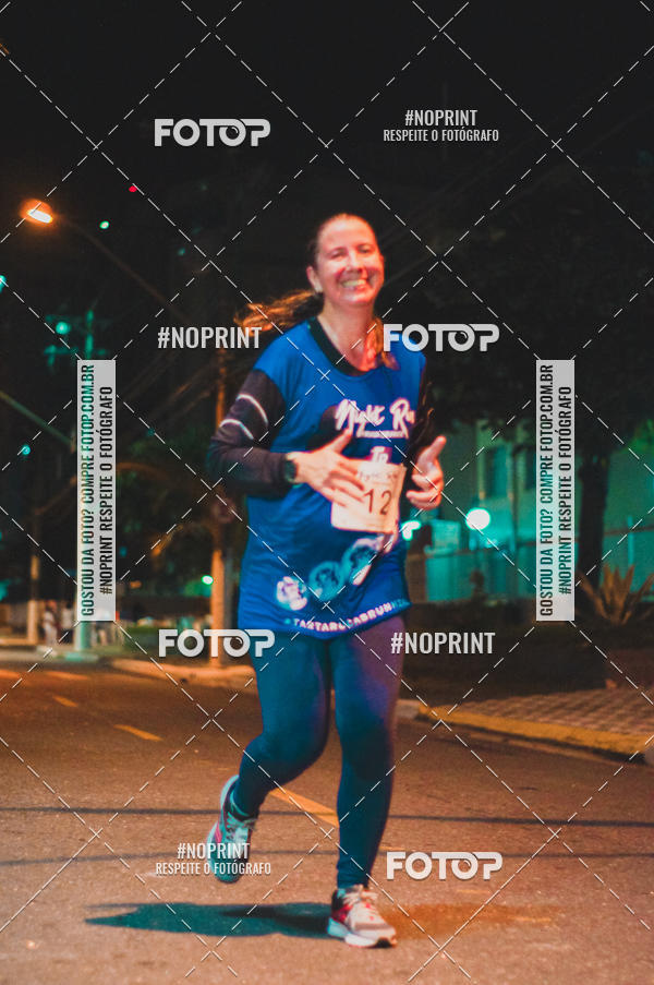 Buy your photos of the eventNight Run 5K 10K Praia Grande on Fotop